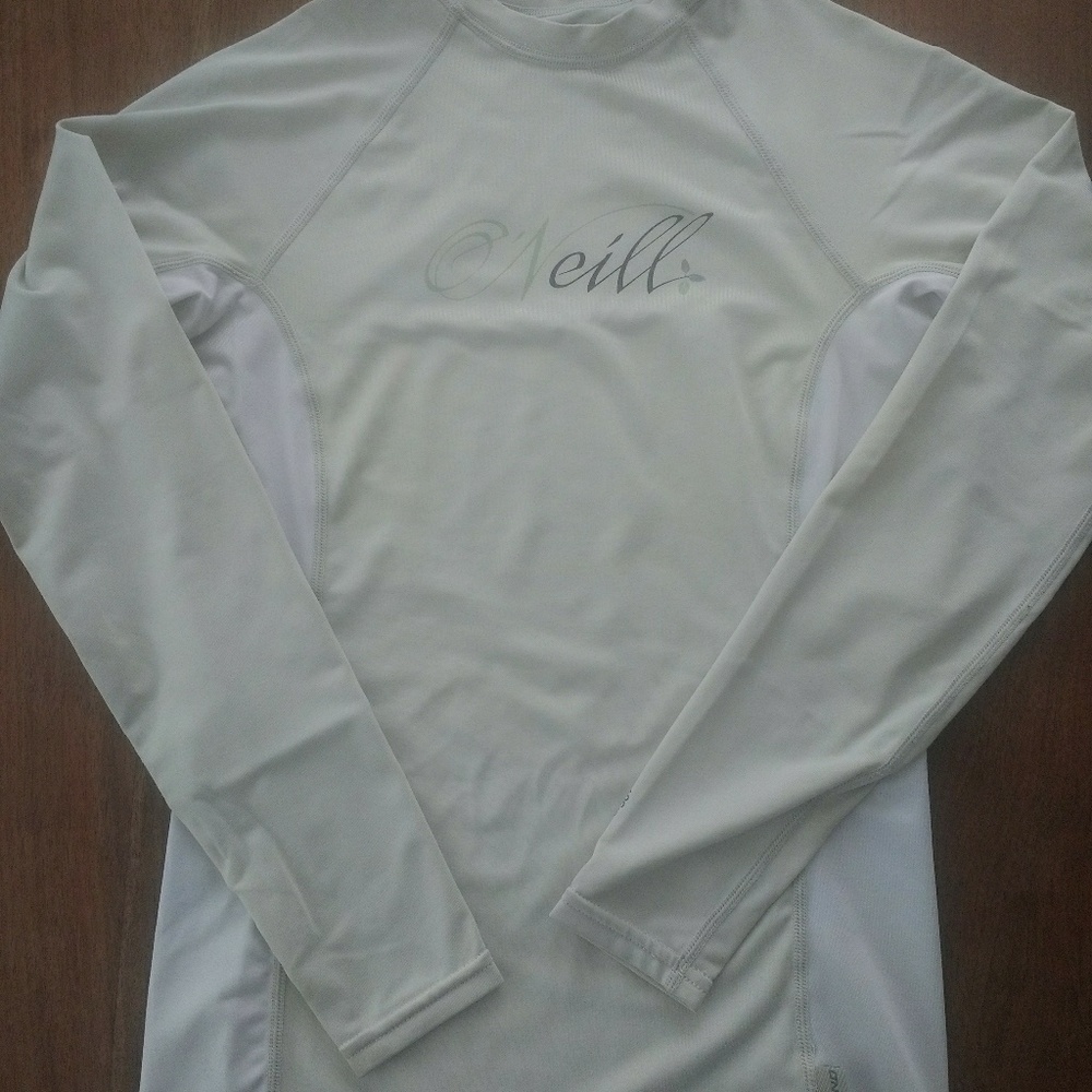 L/S O'Neill rash guard or sun protection shirt
